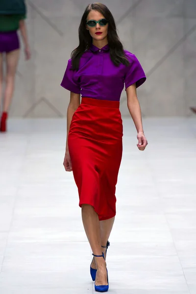 Look 32